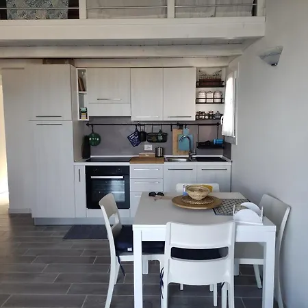 Attico Il Sole 아파트